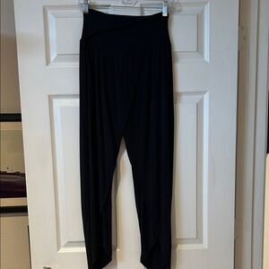 Athleta yoga pants with crossover leg opening